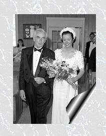 dad bringing down the bride at a wedding in the yosemite chapel