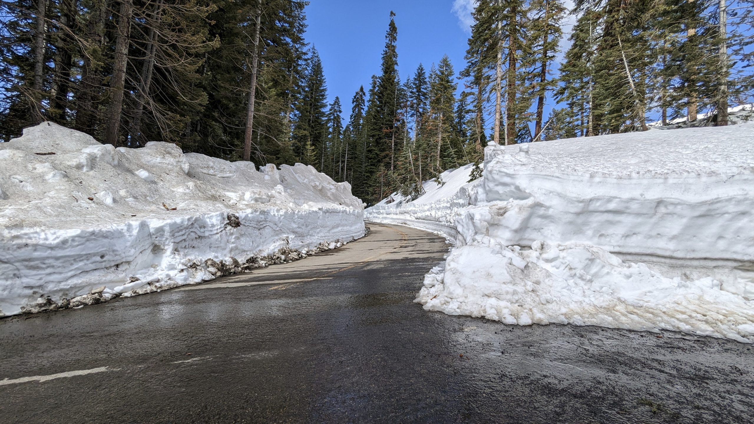 Yosemite Glacier Point Road Plowing, 4/14/23