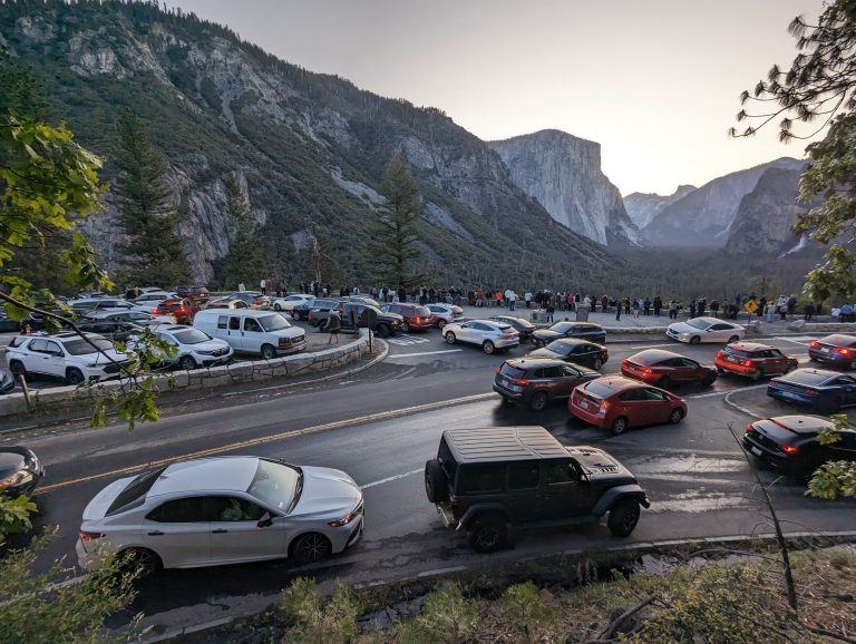 Yosemite Traffic Jam at tunnel view on 5AM 5/27/24